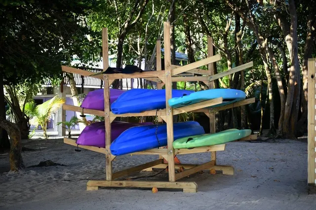 Kayaks ready by the beach